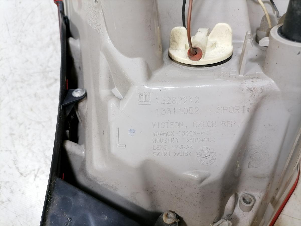 Opel Astra J original R&uuml;cklicht R&uuml;ckleuchte Schlussleuchte links Kombi Bj.2012